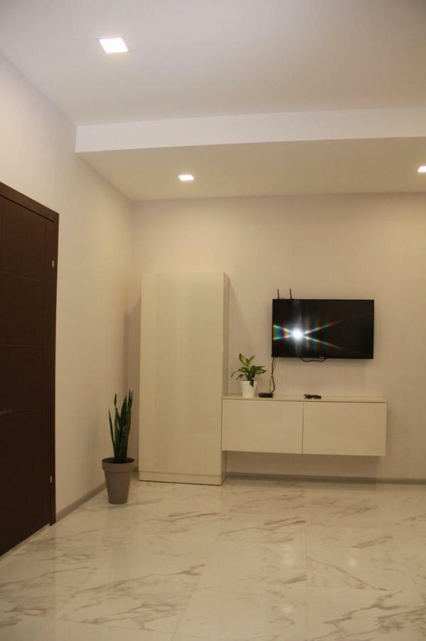 Modern Apartment Kutaisi Exterior foto